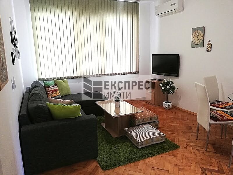 New, Furnished 2 bedroom apartment