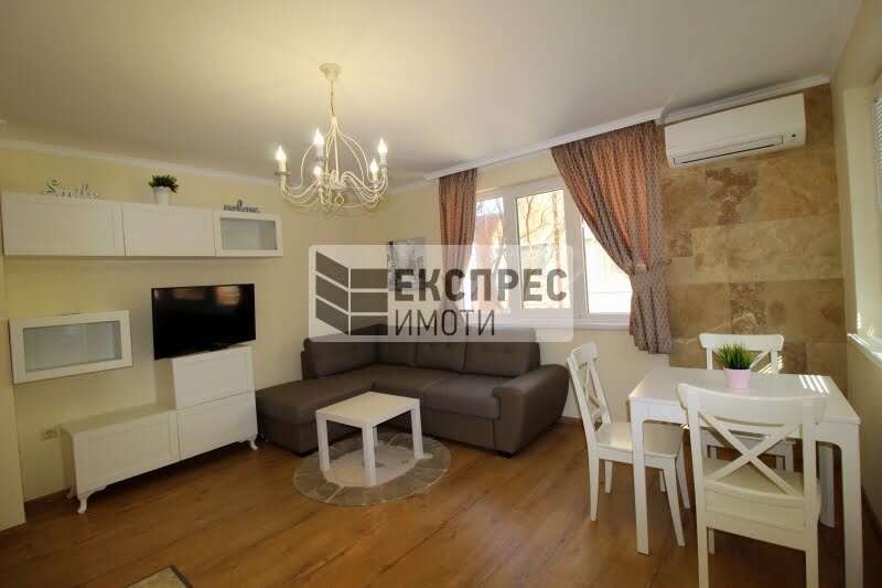 New, Luxury , Furnished 1 bedroom apartment