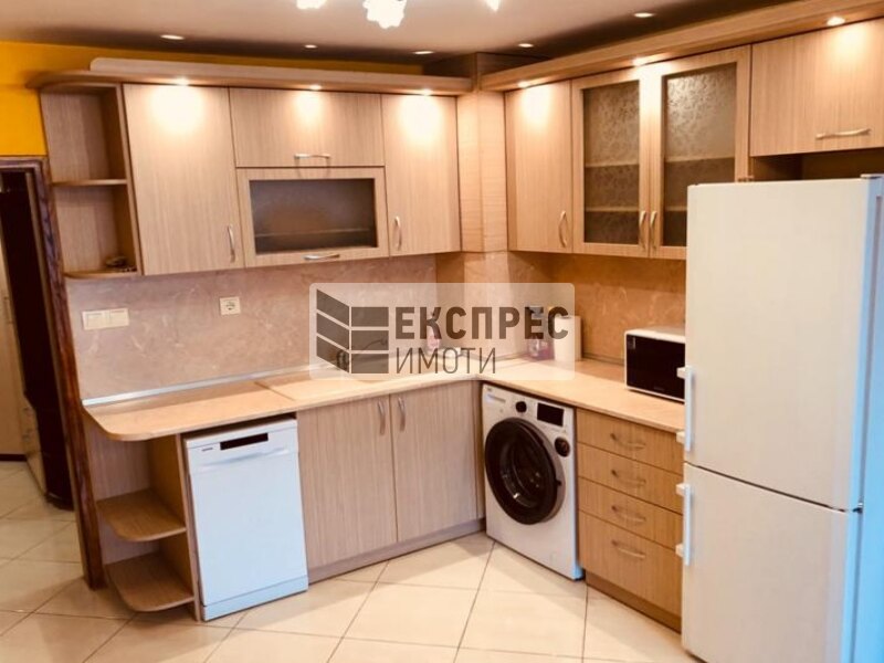 Furnished 1 bedroom apartment