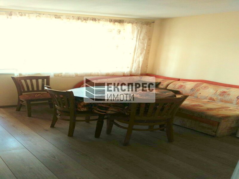 1 Schlafzimmer Wohnung