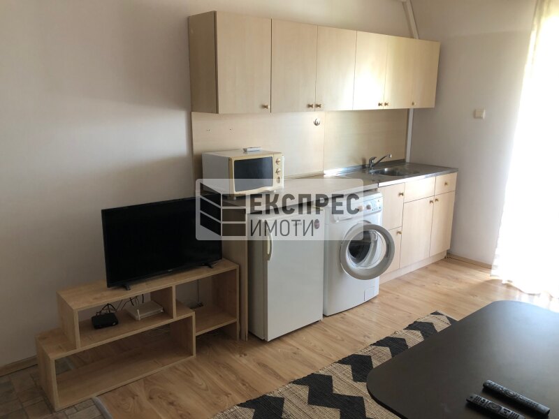 1 Schlafzimmer Wohnung