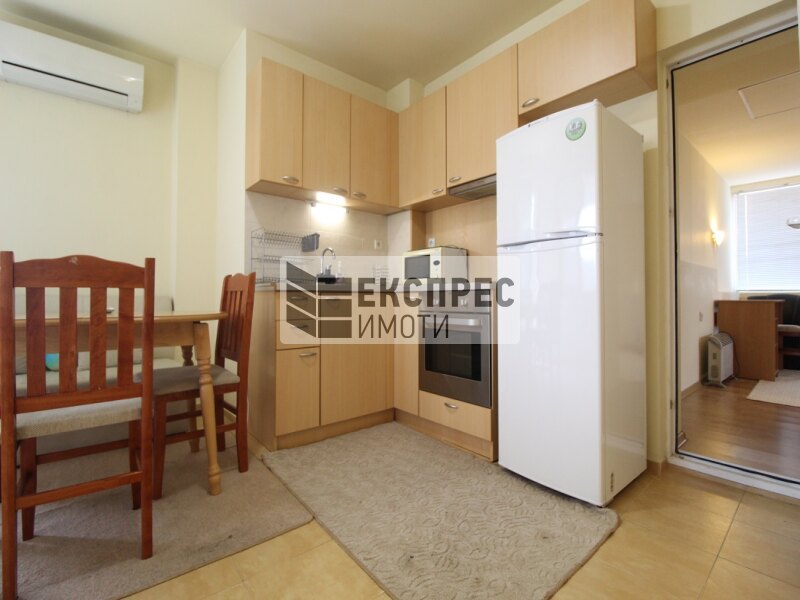 1 Schlafzimmer Wohnung