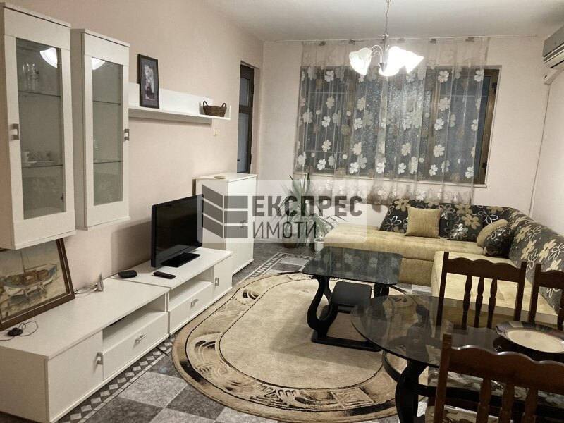 1 Schlafzimmer Wohnung