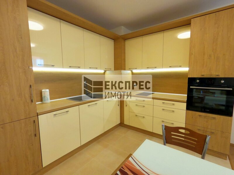  1 Schlafzimmer Wohnung