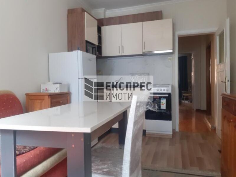 Furnished 1 bedroom apartment