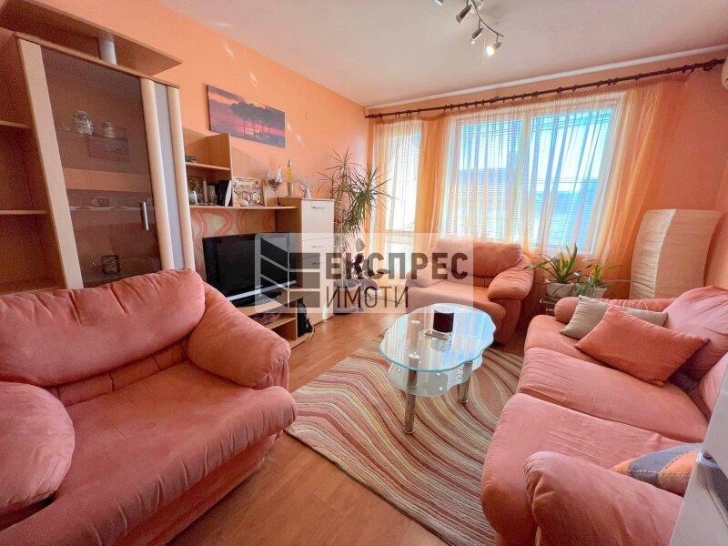 Furnished 1 bedroom apartment