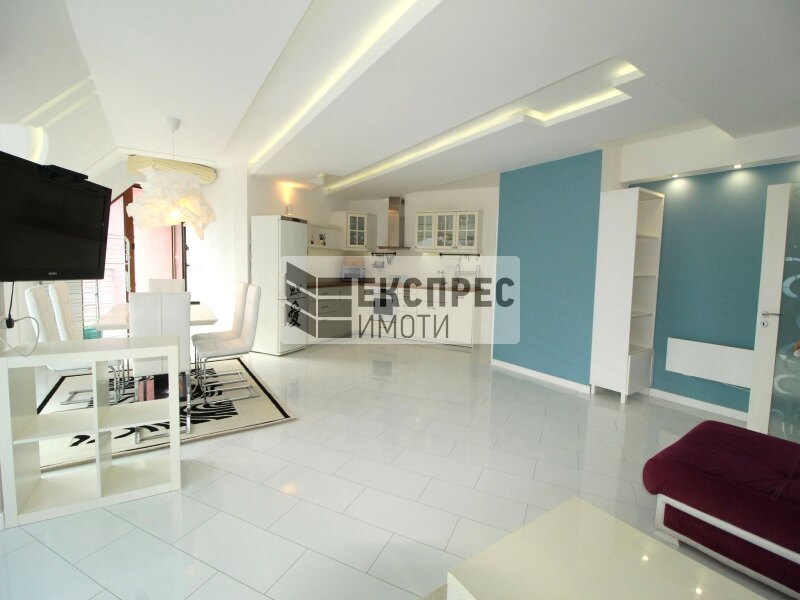 Luxury, Furnished 2 bedroom apartment