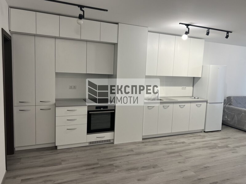 Обзаведен, Нов, Луксозен Едностаен апартамент