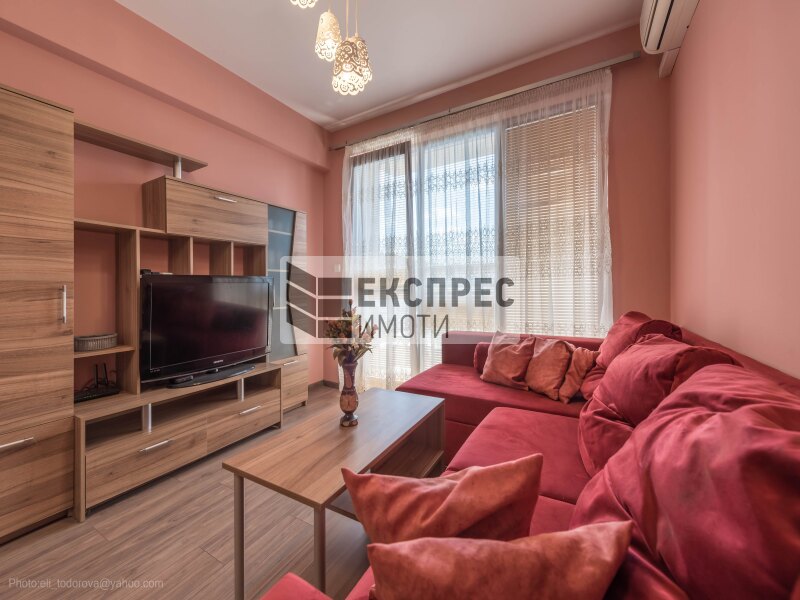  1 Schlafzimmer Wohnung