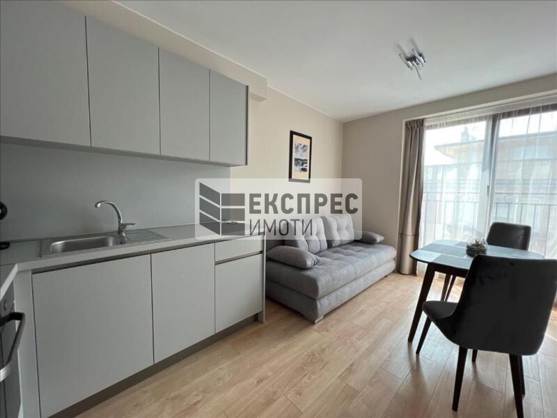 New, Luxorious, Furnished 2 bedroom apartment