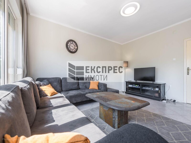  2 Schlafzimmer Wohnung