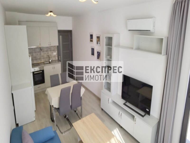 Furnished 1 bedroom apartment