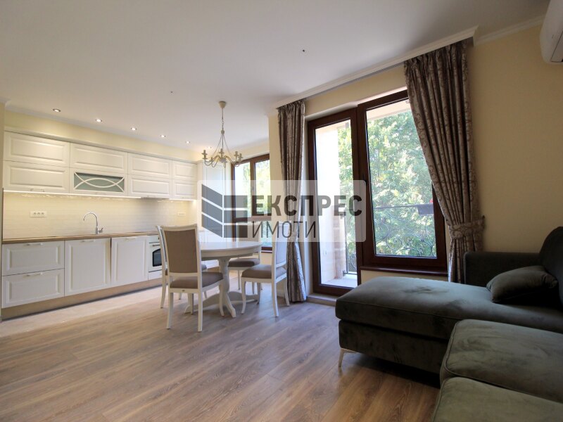 New, Luxury, Furnished 2 bedroom apartment