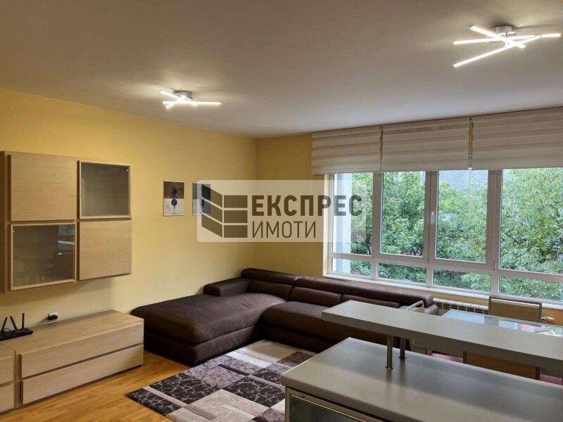 Furnished 2 bedroom apartment