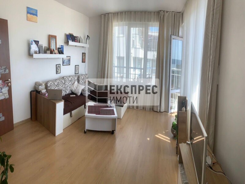 Furnished, 1 bedroom apartment