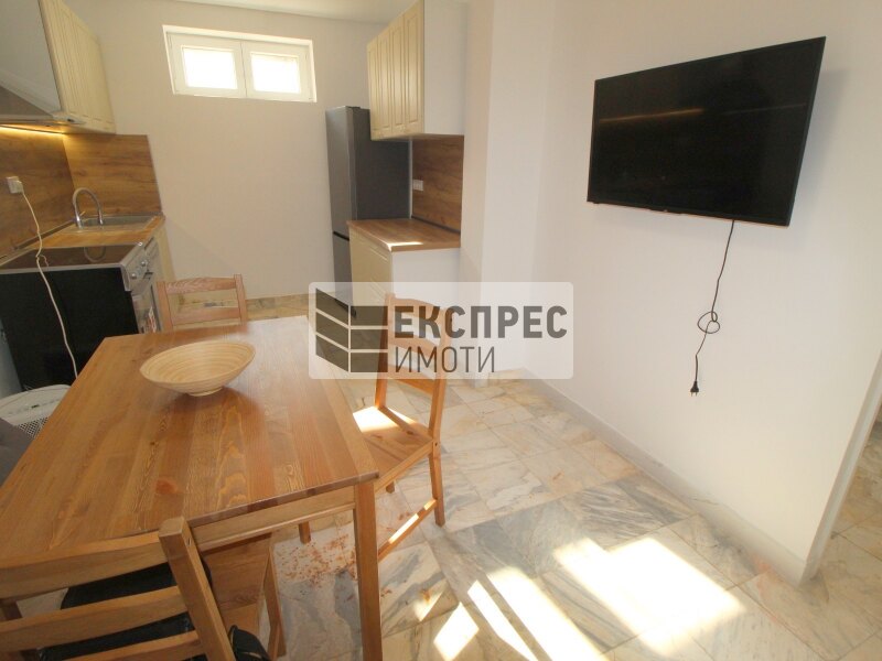 New, Furnished 1 bedroom apartment