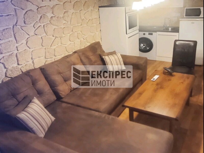 Furnished 1 bedroom apartment