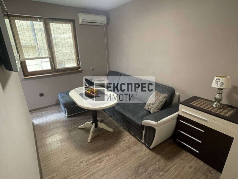 Furnished 1 bedroom apartment