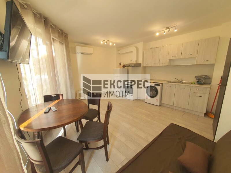 Furnished 2 bedroom apartment