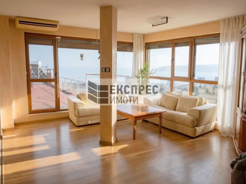 Luxury, Furnished 2 bedroom apartment