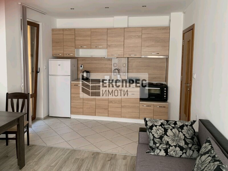 Furnished 2 bedroom apartment