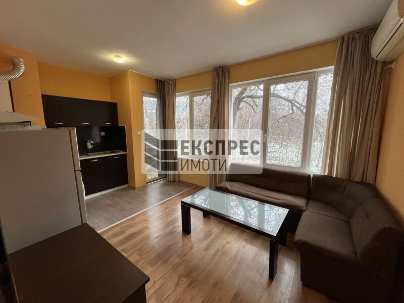 Furnished 1 bedroom apartment