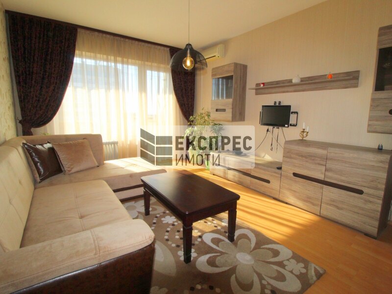 Furnished 2 bedroom apartment