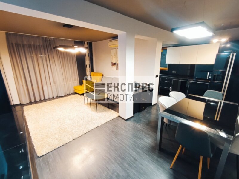 Furnished 2 bedroom apartment