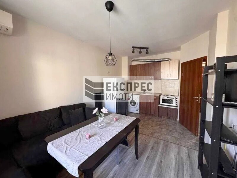 Furnished 1 bedroom apartment