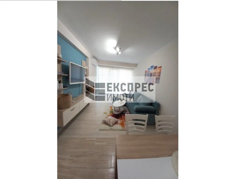 Furnished 2 bedroom apartment