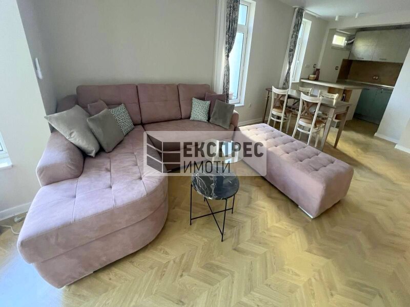 New, Luxury, Furnished 2 bedroom apartment