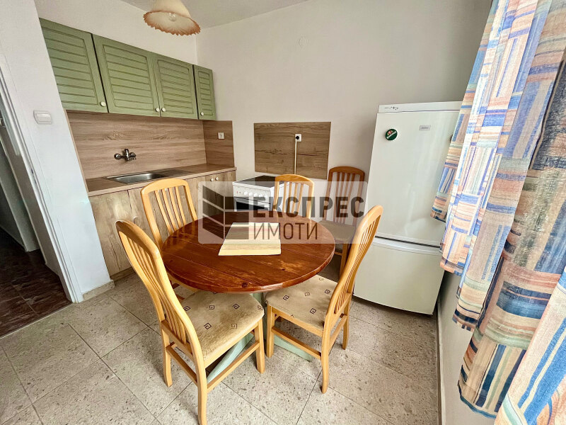 Furnished 2 bedroom apartment