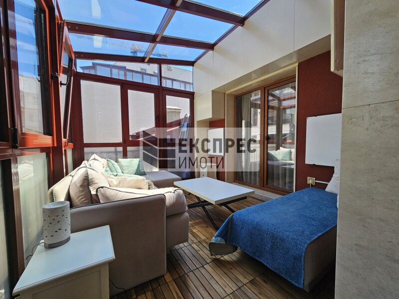 NEW, LUXURIOUS, FURNISHED FOUR-ROOM APARTMENT, CENTER 3 bedroom apartment