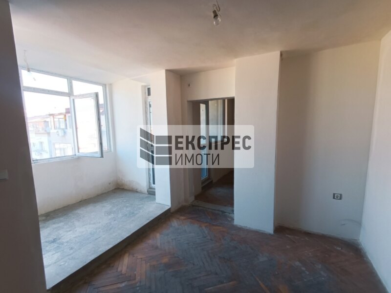 1 Schlafzimmer Wohnung