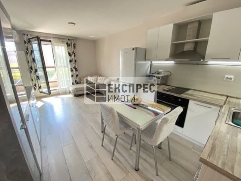 Furnished 1 Schlafzimmer Wohnung