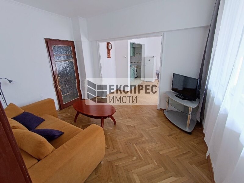 1 Schlafzimmer Wohnung