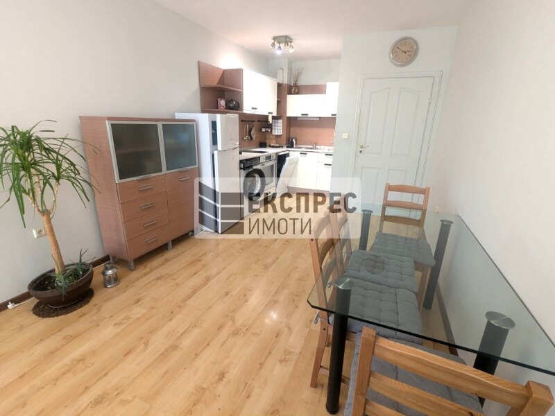 Furnished 2 bedroom apartment
