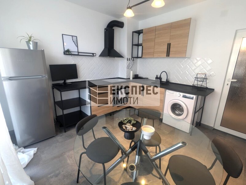 1 Schlafzimmer Wohnung