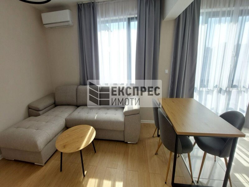 1 Schlafzimmer Wohnung