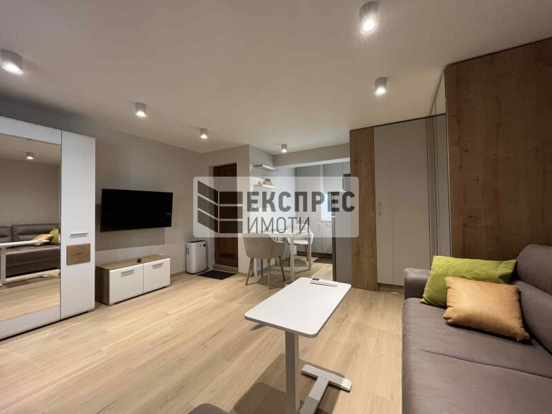 New, Furnished, Luxurious Studio