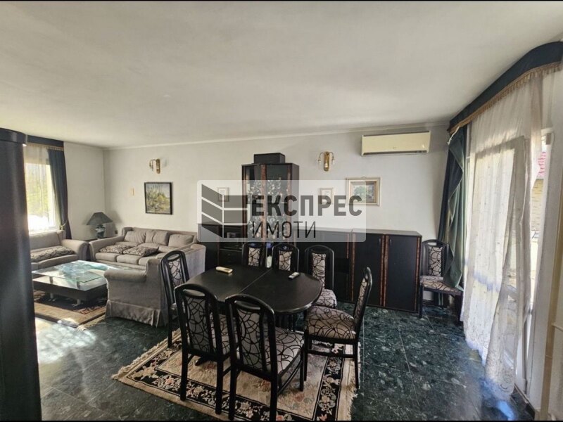 Furnished 2 bedroom apartment