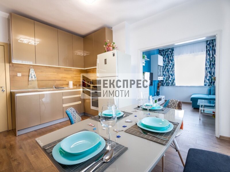 New, Luxorious, Furnished 2 bedroom apartment