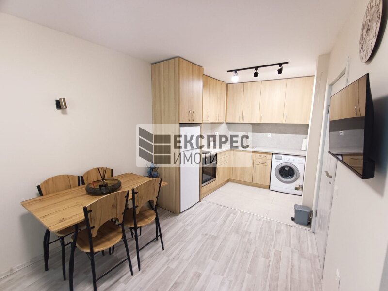  1 Schlafzimmer Wohnung