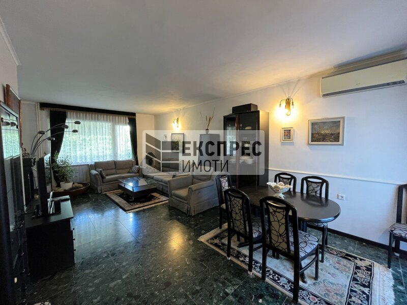 Furnished 2 bedroom apartment