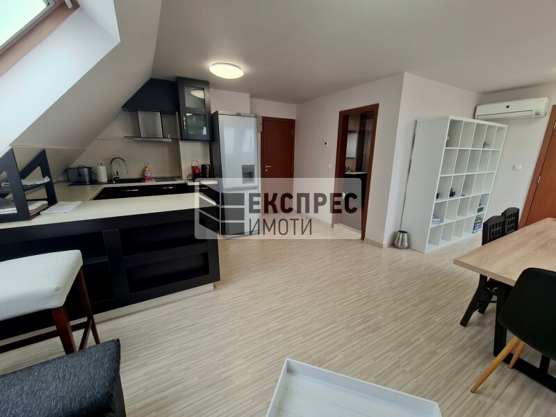 Furnished 2 bedroom apartment