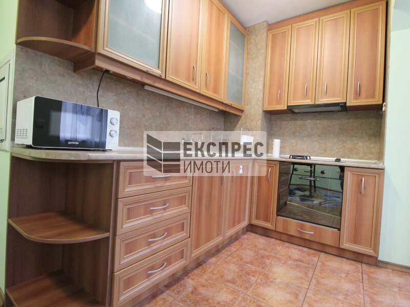 Furnished 2 bedroom apartment
