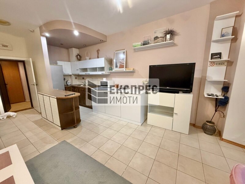 Furnished 1 bedroom apartment