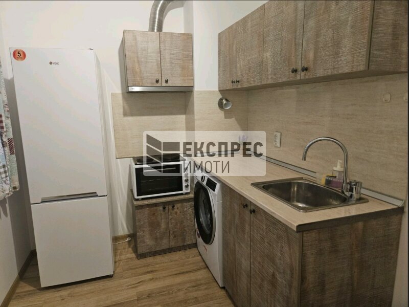  1 Schlafzimmer Wohnung