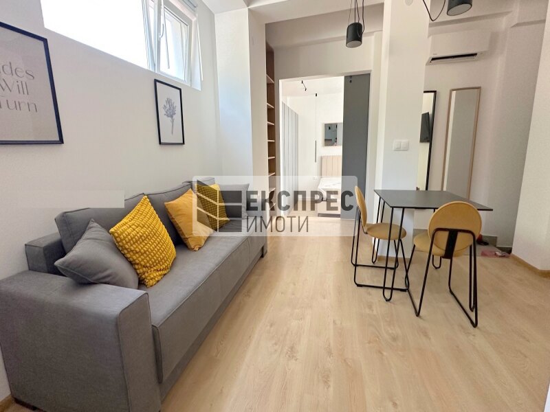 1 Schlafzimmer Wohnung, Trakata