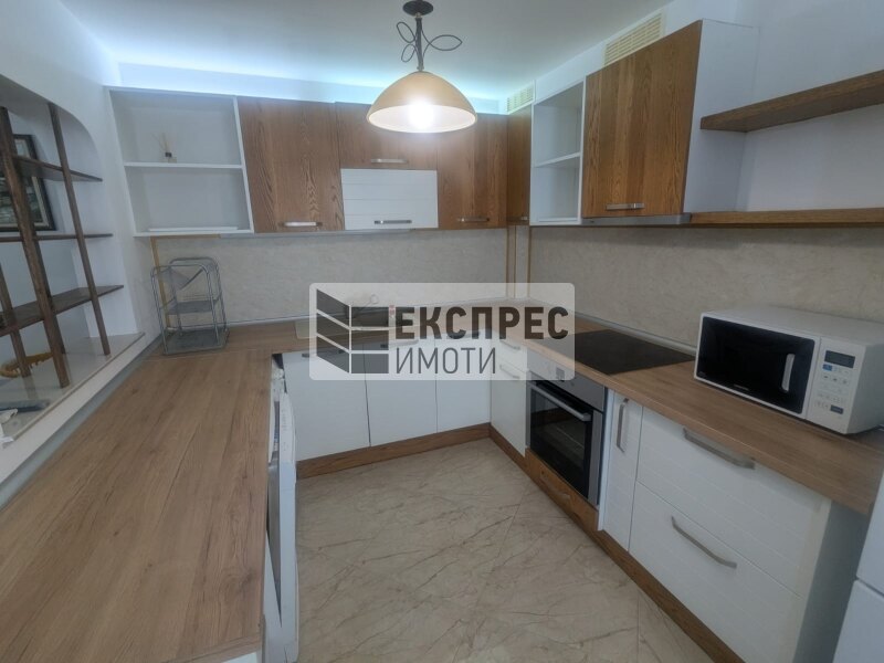  1 Schlafzimmer Wohnung